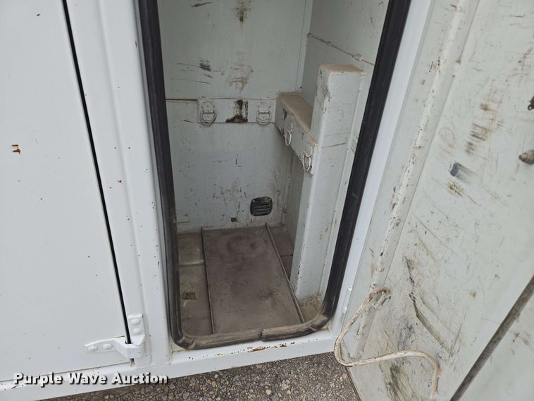 image for item EO0782 2002 Ford F550 utility / service truck