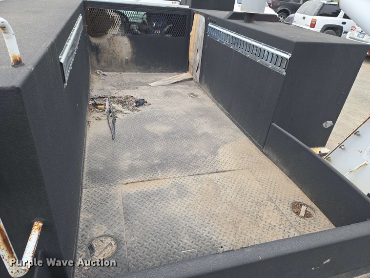 image for item EO0782 2002 Ford F550 utility / service truck