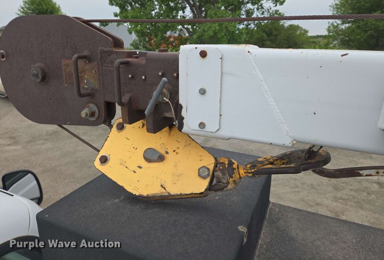 image for item EO0782 2002 Ford F550 utility / service truck