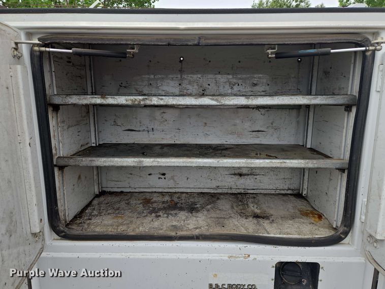 image for item EO0782 2002 Ford F550 utility / service truck