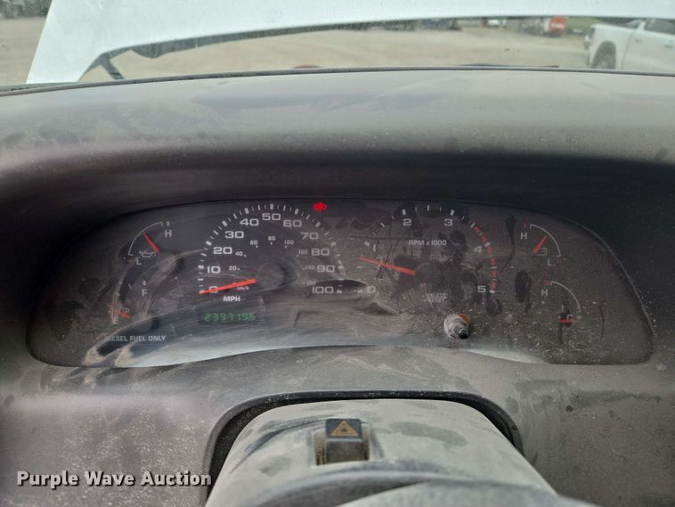 image for item EO0782 2002 Ford F550 utility / service truck