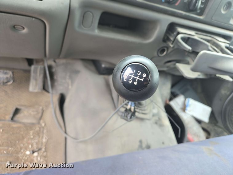 image for item EO0782 2002 Ford F550 utility / service truck