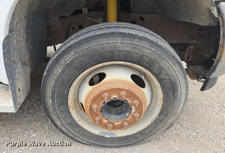 image for item EO0782 2002 Ford F550 utility / service truck