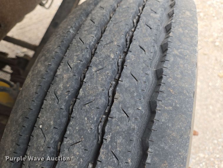 image for item EO0782 2002 Ford F550 utility / service truck