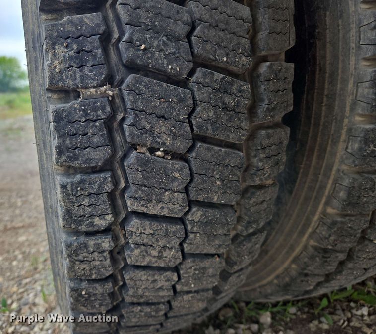 image for item EO0782 2002 Ford F550 utility / service truck