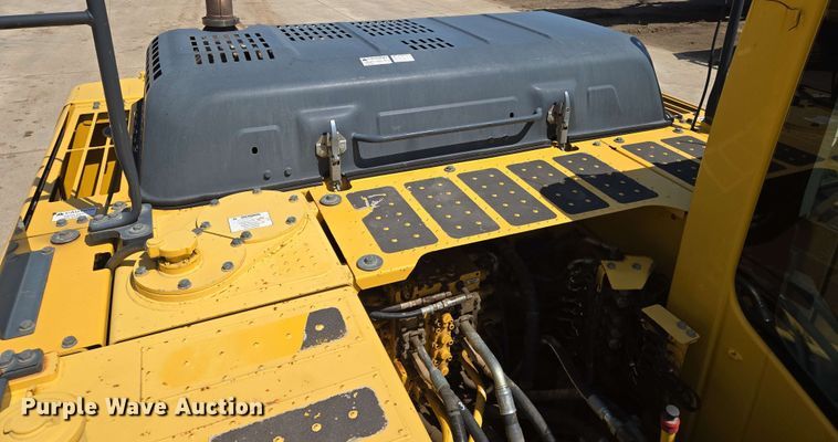 image for item EO0806 2016 Komatsu PC210LCI excavator