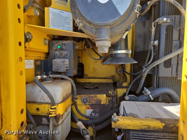 image for item EO0806 2016 Komatsu PC210LCI excavator