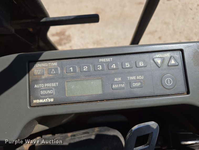 image for item EO0806 2016 Komatsu PC210LCI excavator