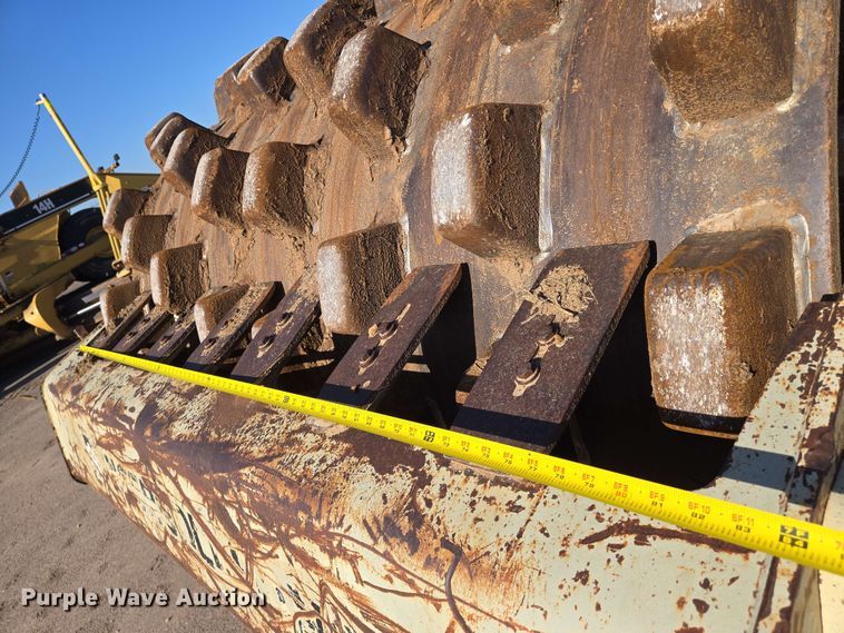 image for item EO0807 1996 Ingersoll Rand SD115F Pro-Pac single drum vibratory roller