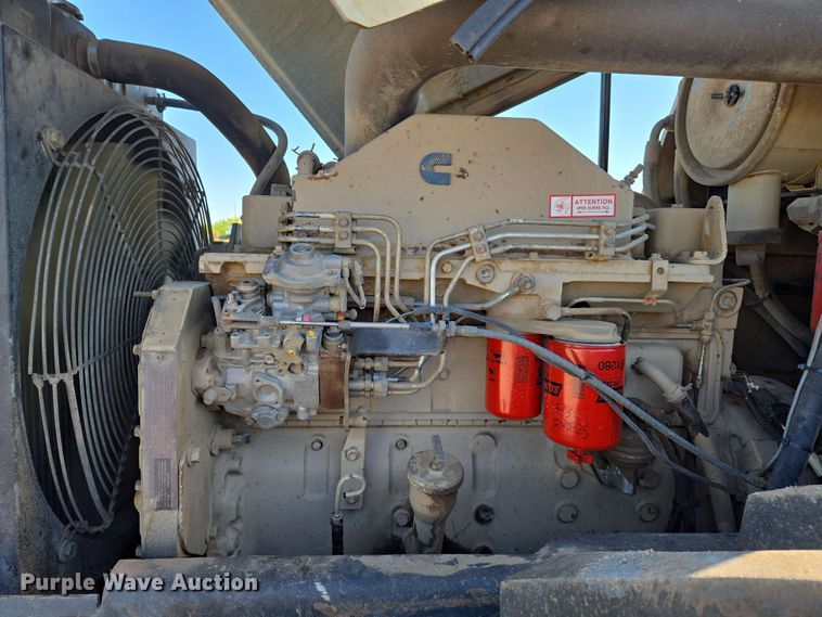 image for item EO0807 1996 Ingersoll Rand SD115F Pro-Pac single drum vibratory roller