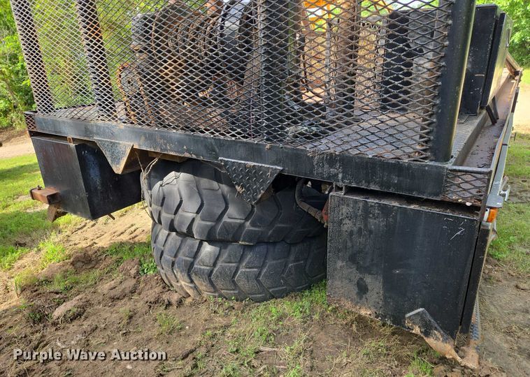 image for item EO0813 Sawco winch truck bed