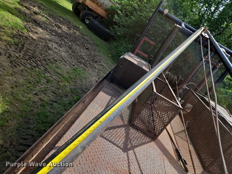 image for item EO0813 Sawco winch truck bed