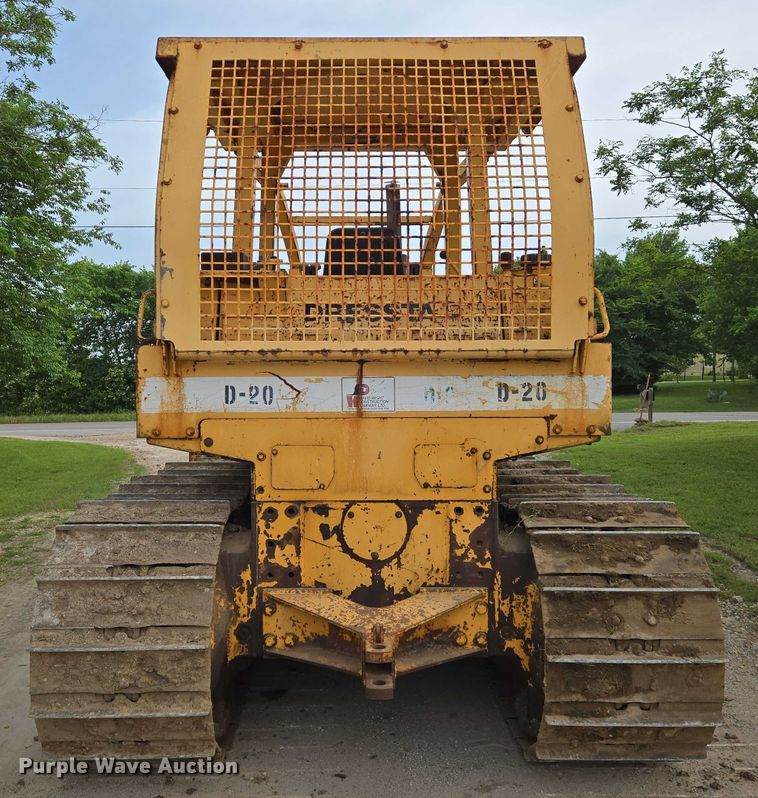 image for item EO0817 2002 Dressta TD15E dozer