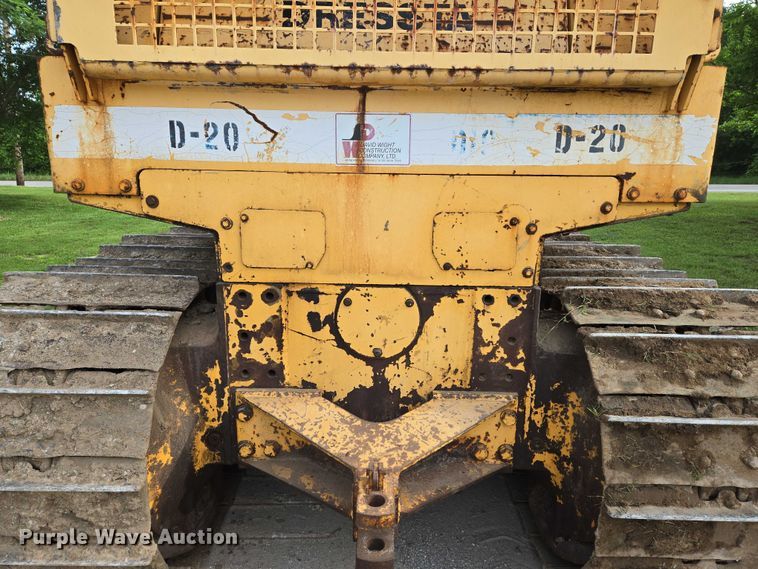 image for item EO0817 2002 Dressta TD15E dozer