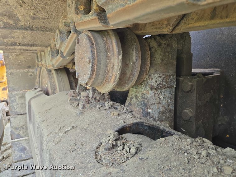 image for item EO0817 2002 Dressta TD15E dozer