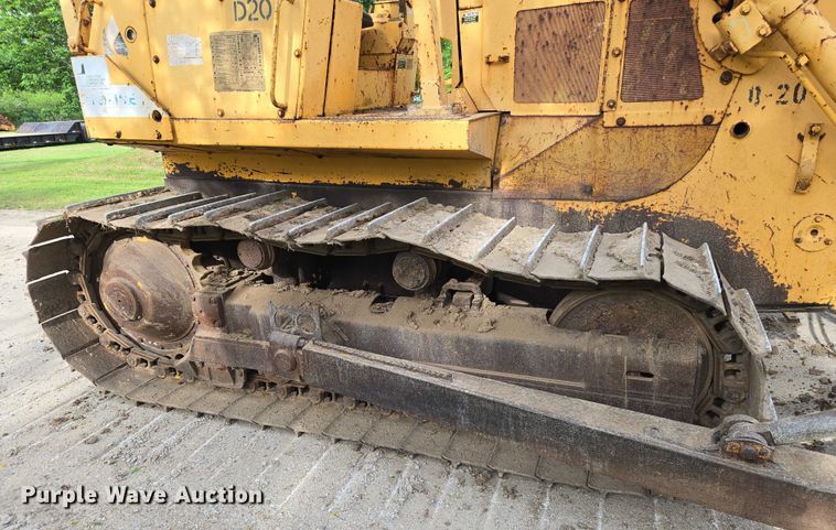 image for item EO0817 2002 Dressta TD15E dozer