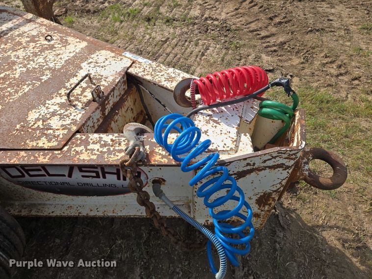 image for item EO0818 2013 Interstate tilt deck equipment trailer