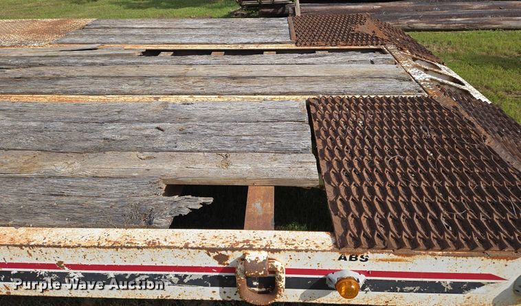 image for item EO0818 2013 Interstate tilt deck equipment trailer