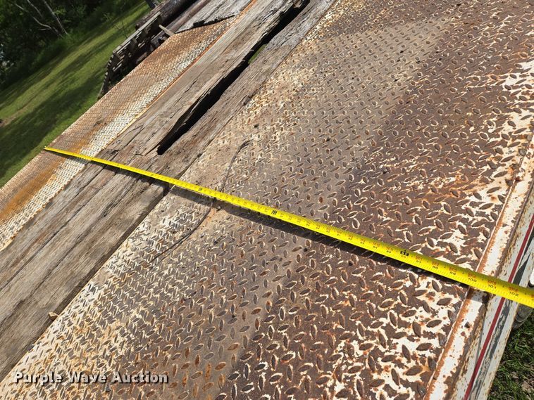 image for item EO0818 2013 Interstate tilt deck equipment trailer