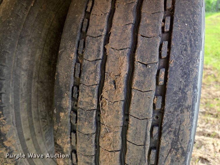 image for item EO0818 2013 Interstate tilt deck equipment trailer