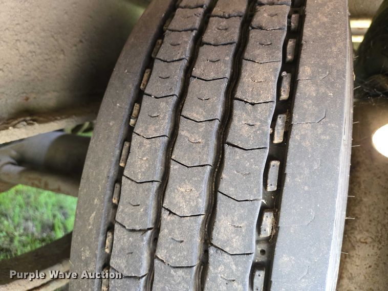 image for item EO0818 2013 Interstate tilt deck equipment trailer