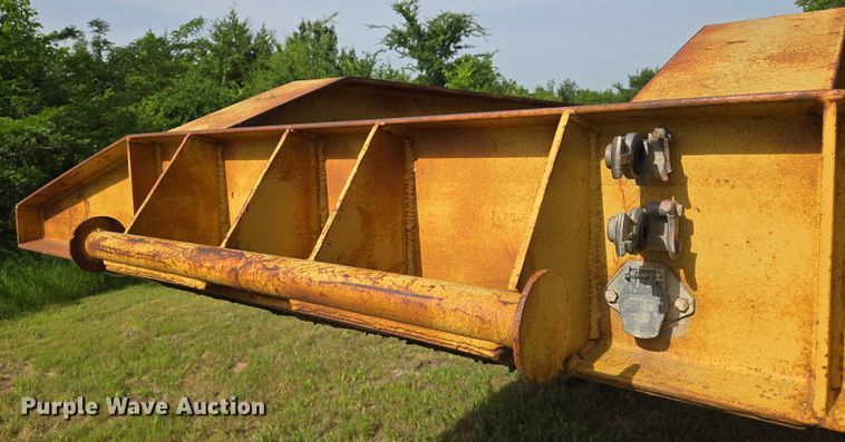image for item EO0819 1992 Atoka 22DE503 equipment trailer