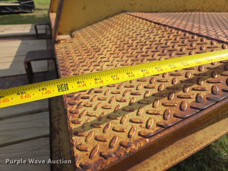 image for item EO0819 1992 Atoka 22DE503 equipment trailer