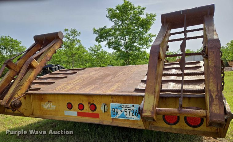 image for item EO0819 1992 Atoka 22DE503 equipment trailer