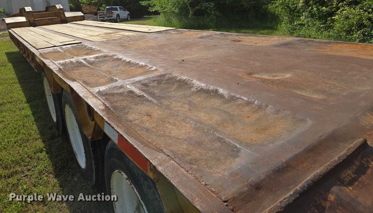 image for item EO0819 1992 Atoka 22DE503 equipment trailer