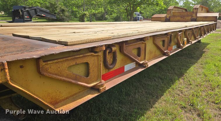 image for item EO0819 1992 Atoka 22DE503 equipment trailer