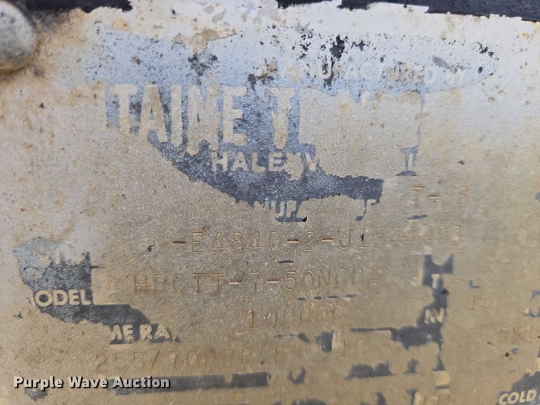 image for item EO0820 1988 Fontaine  lowboy equipment trailer