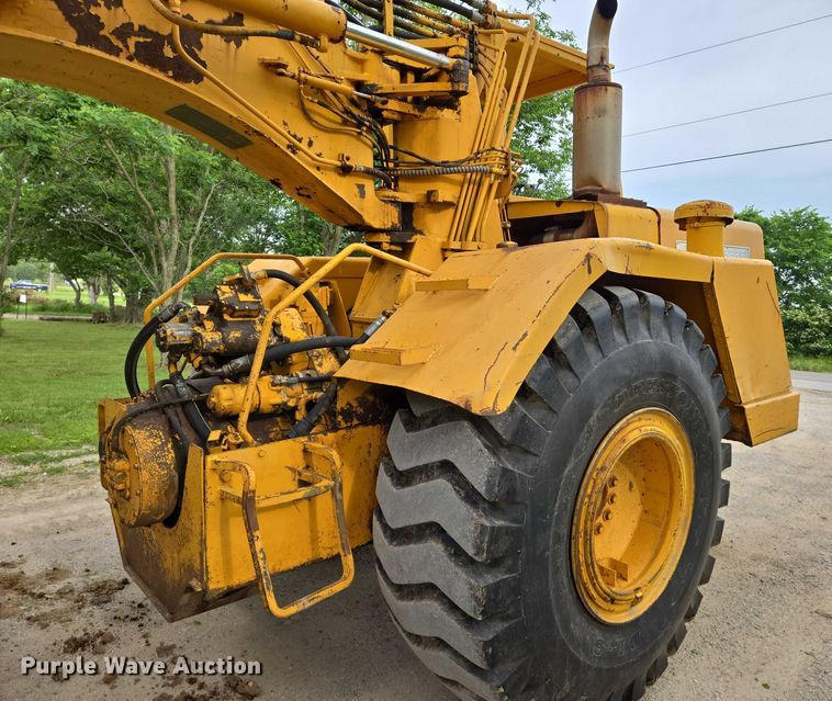 image for item EO0821 1978 John Deere 762 elevating scraper