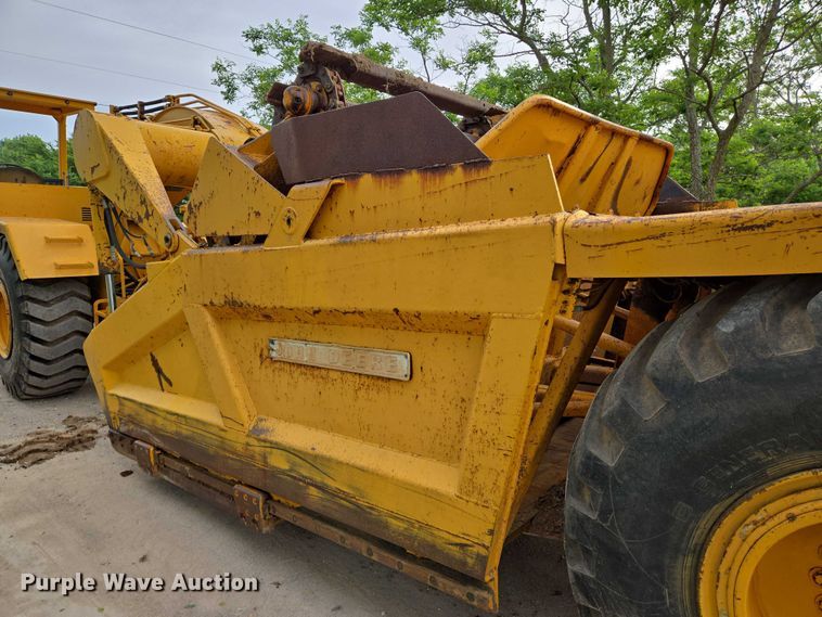 image for item EO0821 1978 John Deere 762 elevating scraper