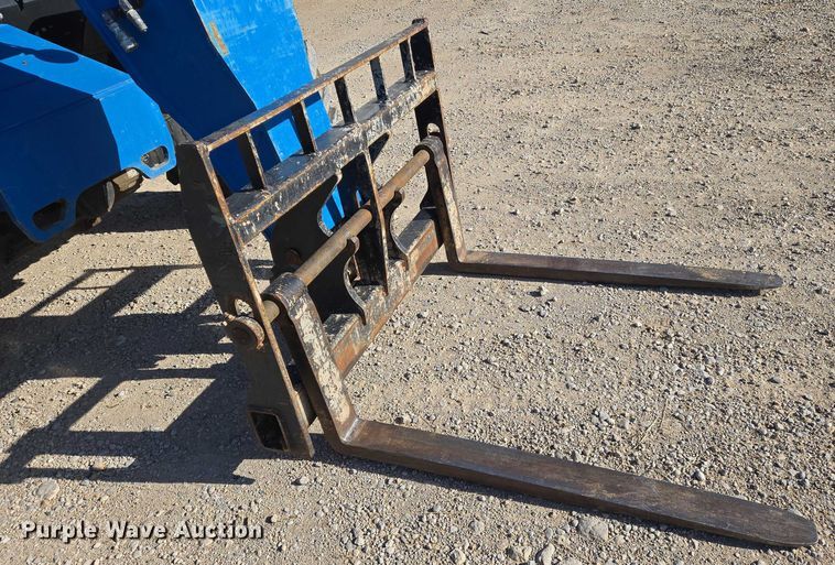 image for item EO0822 2016 Genie GTH-844 telehandler