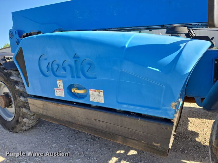 image for item EO0822 2016 Genie GTH-844 telehandler