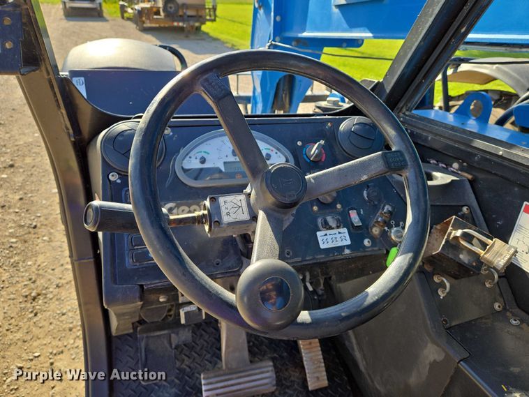 image for item EO0822 2016 Genie GTH-844 telehandler