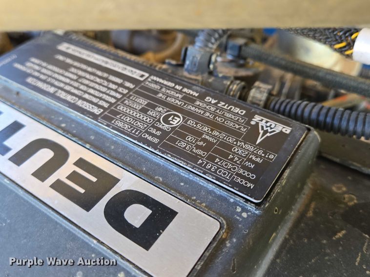 image for item EO0822 2016 Genie GTH-844 telehandler