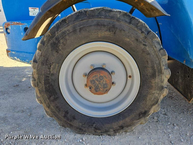 image for item EO0822 2016 Genie GTH-844 telehandler