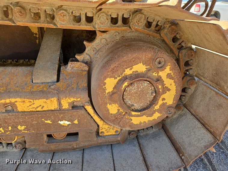 image for item EO0826 2005 Caterpillar D3G LGP dozer