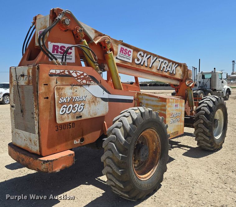 image for item EO0829 2001 Sky Trak 6036 telehandler