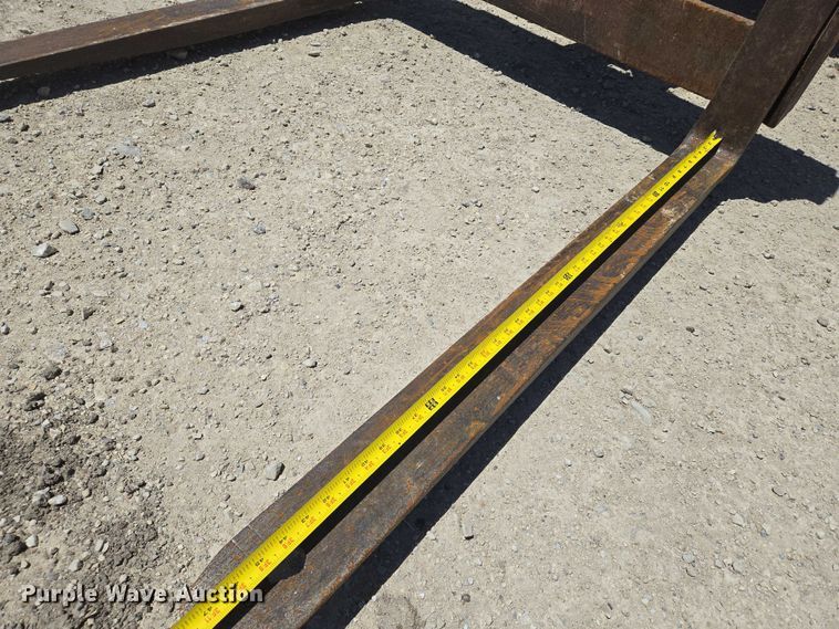 image for item EO0829 2001 Sky Trak 6036 telehandler