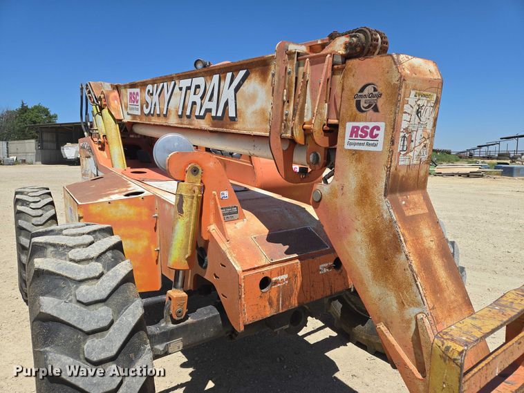 image for item EO0829 2001 Sky Trak 6036 telehandler