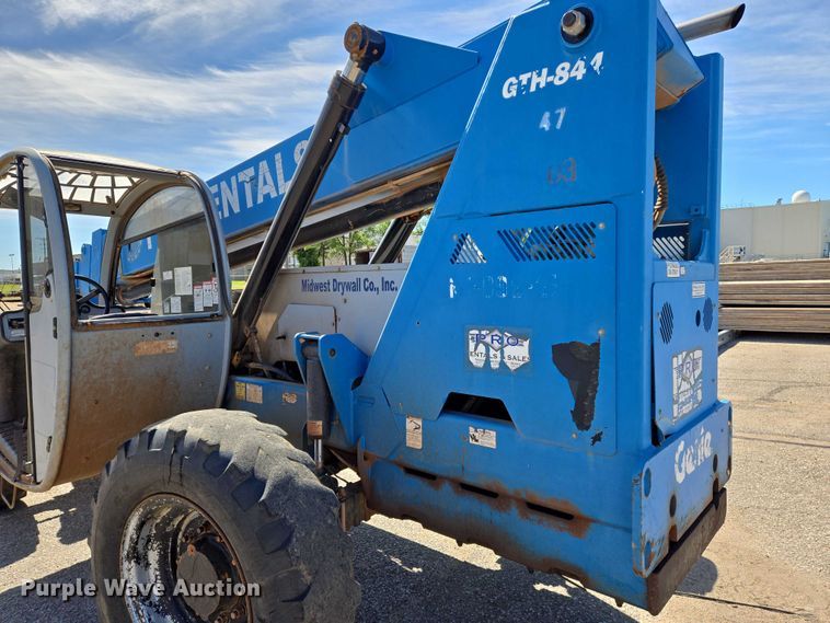 image for item EO0833 2007 Genie  GTH-844 telehandler