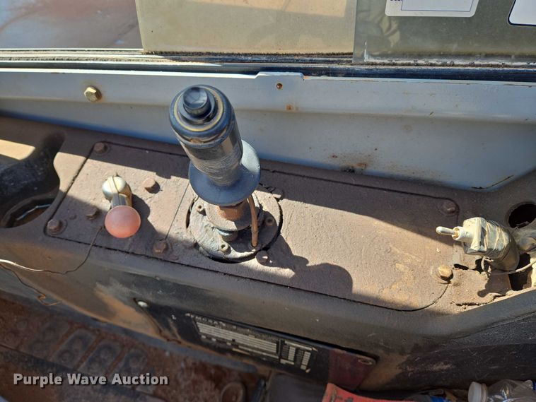 image for item EO0833 2007 Genie  GTH-844 telehandler