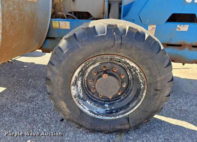 image for item EO0833 2007 Genie  GTH-844 telehandler