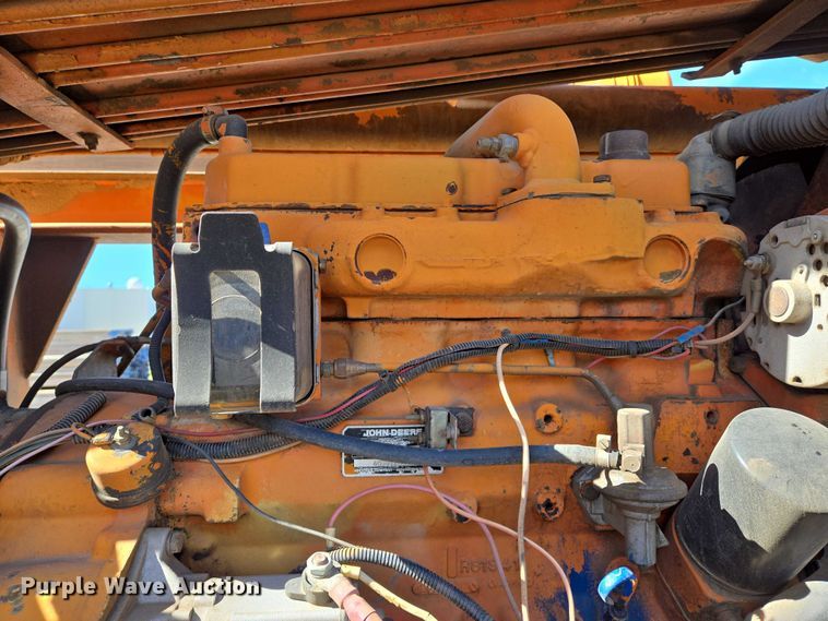 image for item EO0836 1990 Lull 844B Highlander  telehandler