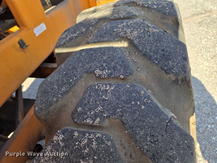 image for item EO0836 1990 Lull 844B Highlander  telehandler