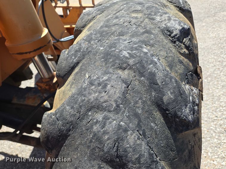 image for item EO0837 2000 Lull 844C-42 Highlander  telehandler