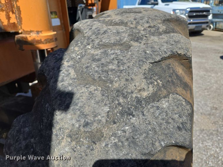 image for item EO0837 2000 Lull 844C-42 Highlander  telehandler