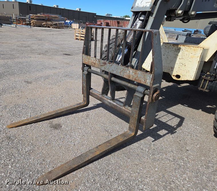 image for item EO0839 Terex TH0606A telehandler